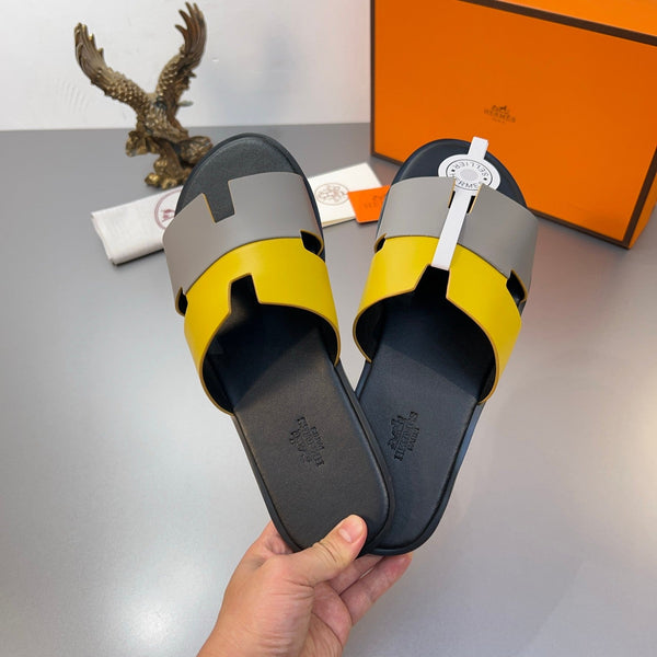 Pantofole HM Oran in pelle di vitello grigio chiaro e giallo 735646