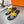 Pantofole HM Oran in pelle di vitello grigio chiaro e giallo 735646