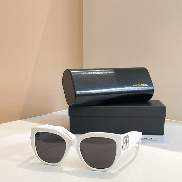 Balenciaga Sunglasses 655451
