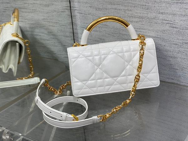 BORSA MINI 20 ANGE IN PELLE DI AGNELLO MACROCANNAGE BIANCA
