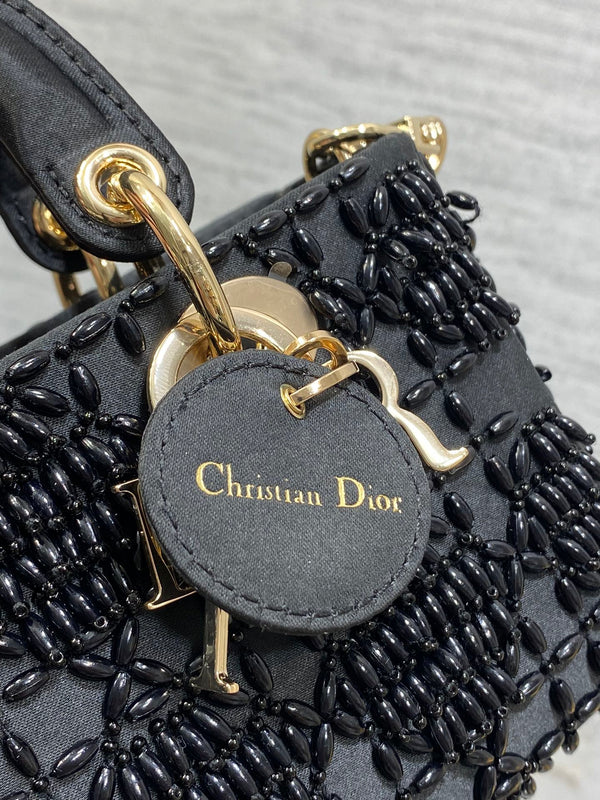 MINI BORSA DA DONNA 16 IN RASO NERO E PELLE DI VITELLO CON DISEGNO DI PERLINE