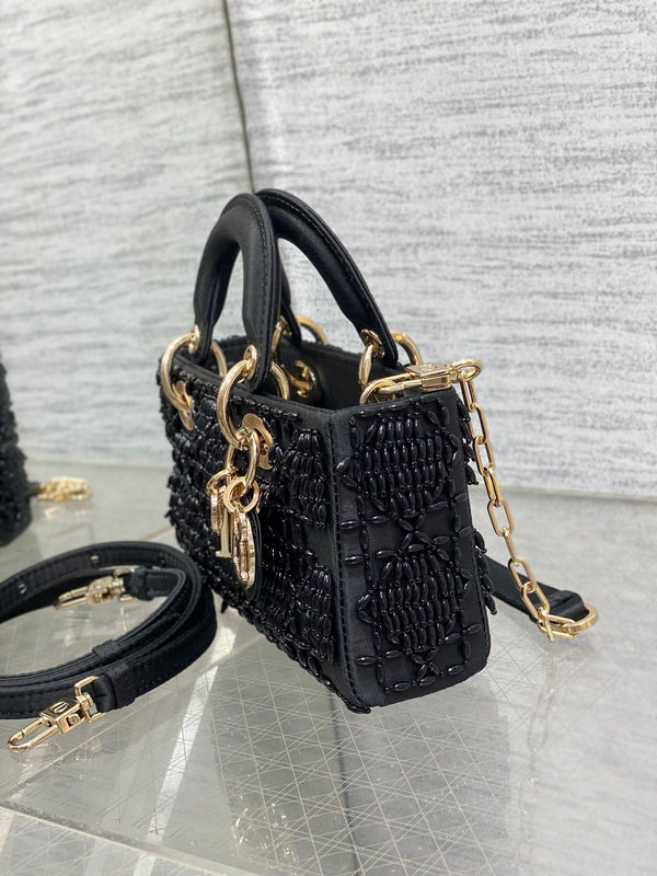MINI BORSA DA DONNA 16 IN RASO NERO E PELLE DI VITELLO CON DISEGNO DI PERLINE