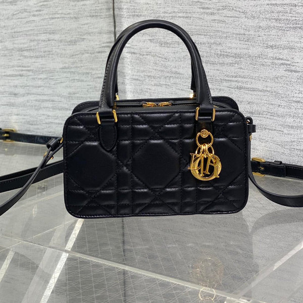 BORSA MINI GROOVE 20 IN PELLE DI VITELLO MACROCANNAGE NERA