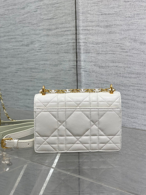 BORSA MISS CARO MINI 17 IN PELLE DI AGNELLO MACROCANNAGE BIANCA