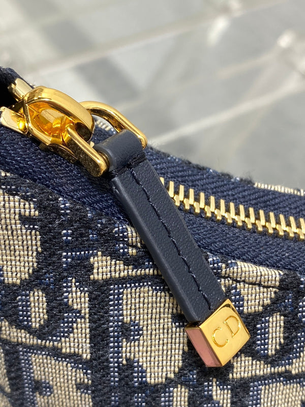 BORSA MONTAIGNE CIGALE MINI 24 IN JACQUARD DIOR OBLIQUE BLU