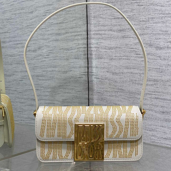 MINI BORSA CON PATTA 18 IN PELLE DI AGNELLO BIANCA CON STRASS ORO