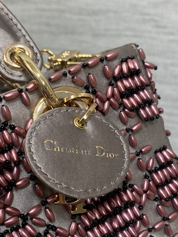 MINI BORSA DA DONNA 16 IN RASO MARRONE WENGE E PELLE DI VITELLO CON DISEGNO DI PERLINE
