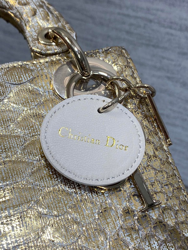 MINI 17 BORSA DA DONNA IN PELLE DI AGNELLO CON MOTIVO SERPENTE ORO CHIARO