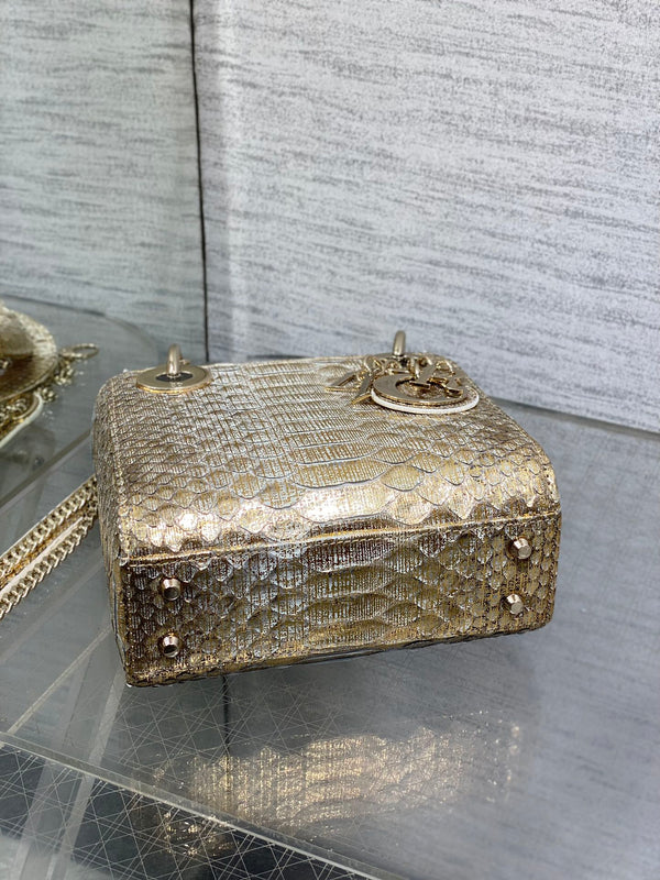 MINI 17 BORSA DA DONNA IN PELLE DI AGNELLO CON MOTIVO SERPENTE ORO CHIARO