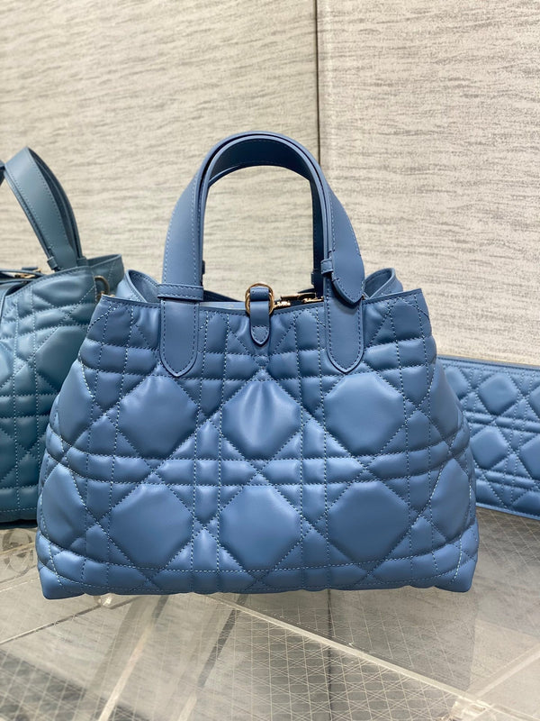 BORSA SEMPRE MEDIA 28 IN PELLE DI VITELLO MACROCANNAGE AZZURRO