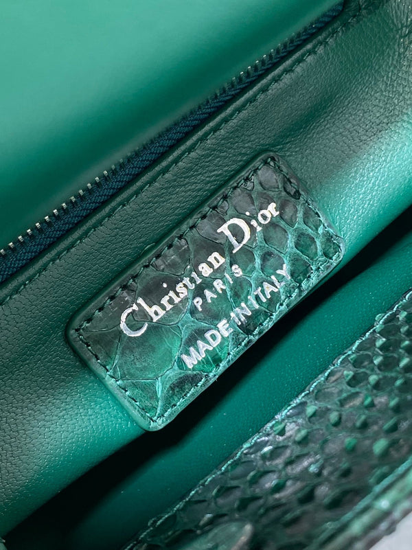 MINI 17 BORSA DA DONNA IN PELLE DI AGNELLO CON MOTIVO SERPENTE NERO E VERDE FORESTA