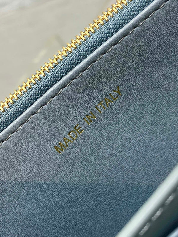 CD Miss Caro 17 Bag Grigio Vitello 229246