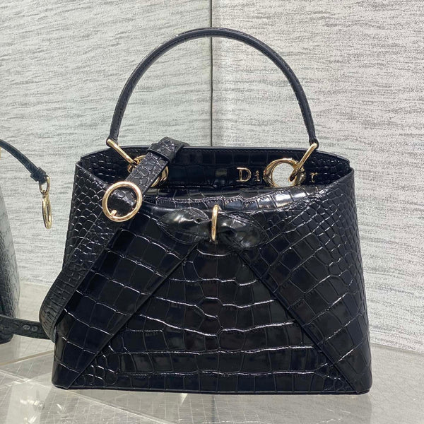 Dior Sac 2025 en Cuir Noir Motif Crocodile 28cm 272521