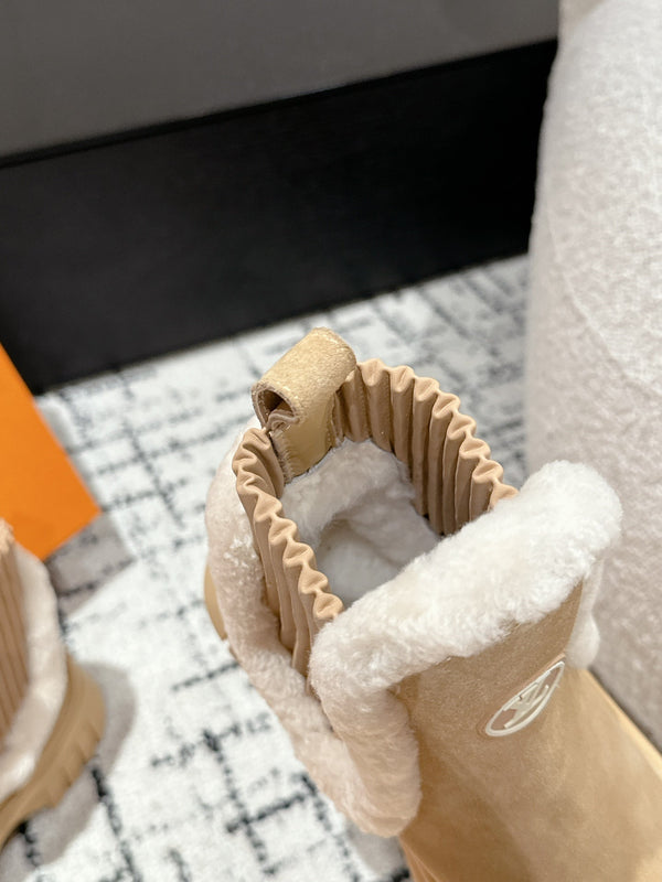 STIVALETTO RUBY FLAT IN CAMOSCIO MARRONE TORTILLA CON SHEARLING BIANCO