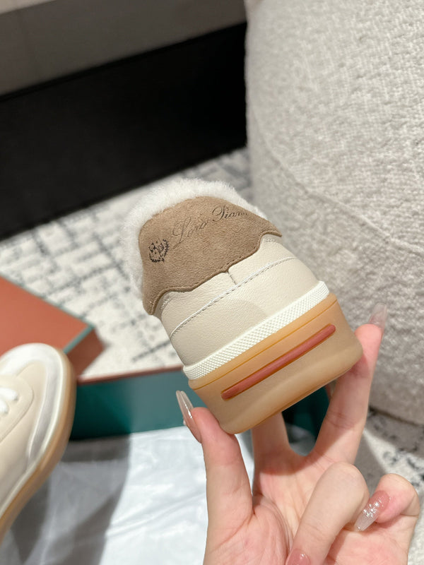 Sneaker LP Tennis Walk in pelle di agnello beige e bianca foderata in pile di lana 985660