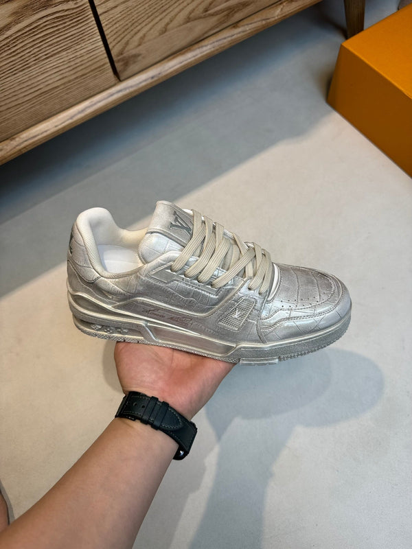 SNEAKERS SPORTIVE DI LUSSO ARGENTO DA UOMO DI DESIGNER LV