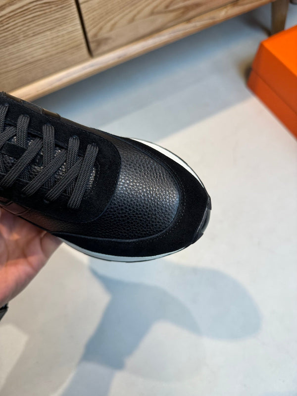 HM INTERACTIVE LACE-UP SNEAKER BLACK CALFSKIN