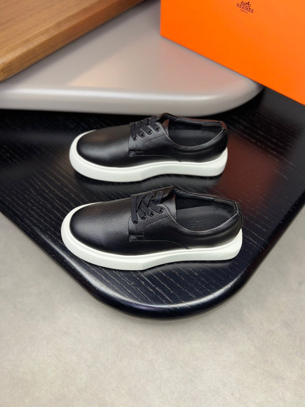 HM Men's Eveil Derby Shoe Black Tumbled Calfskin