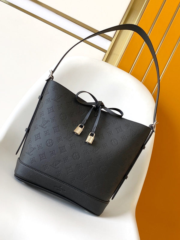 LV M12139 Flore Handbag 28cm Black Perforated Cowhide