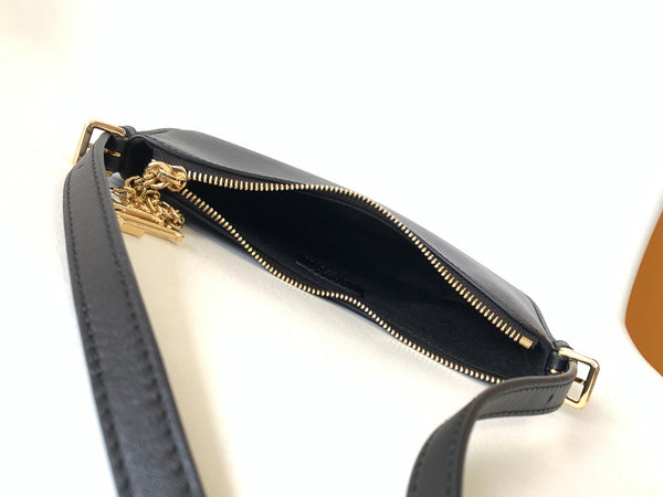 LV M25784 Pochette LV Bloom with Charm 23cm Black Calfskin GHW