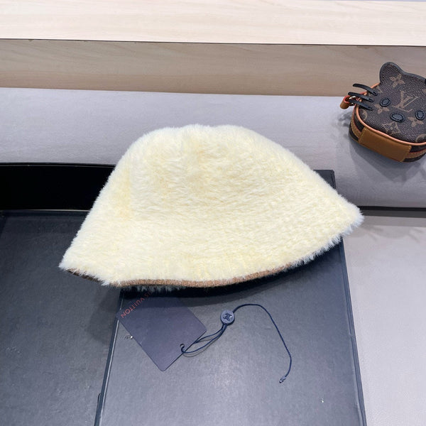 CAPPELLO A SECCHIELLO IN PELLICCIA DI LAPIN BEIGE CREMA 426225 