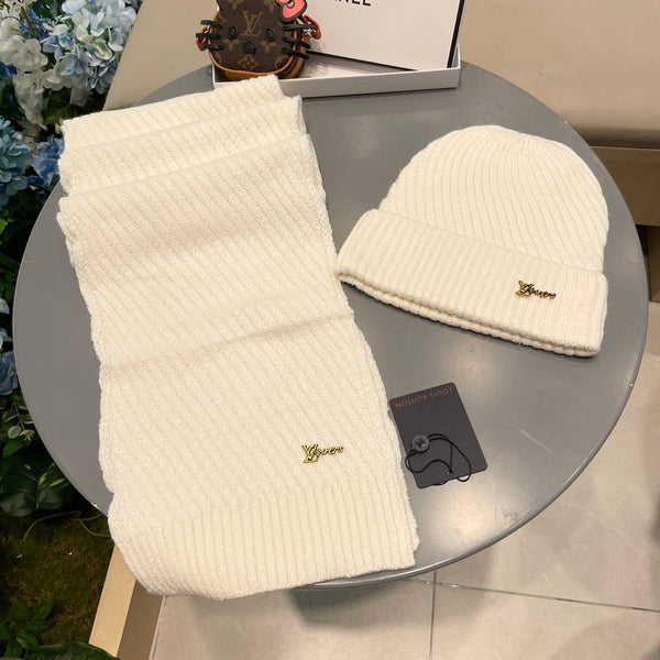 SET SCIARPA E CAPPELLO IN LANA BIANCA 436223 