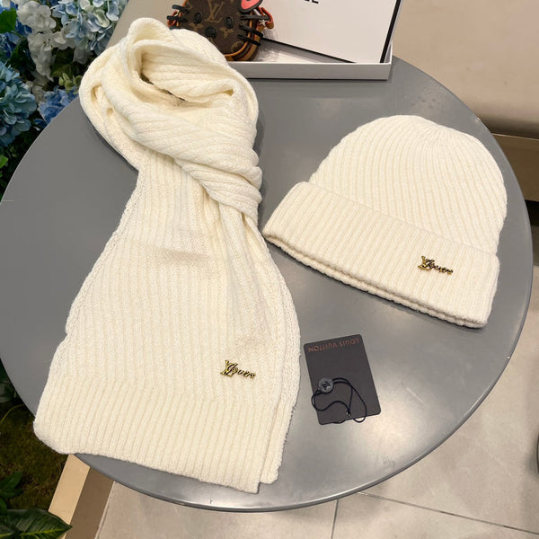 SET SCIARPA E CAPPELLO IN LANA BIANCA 436223 