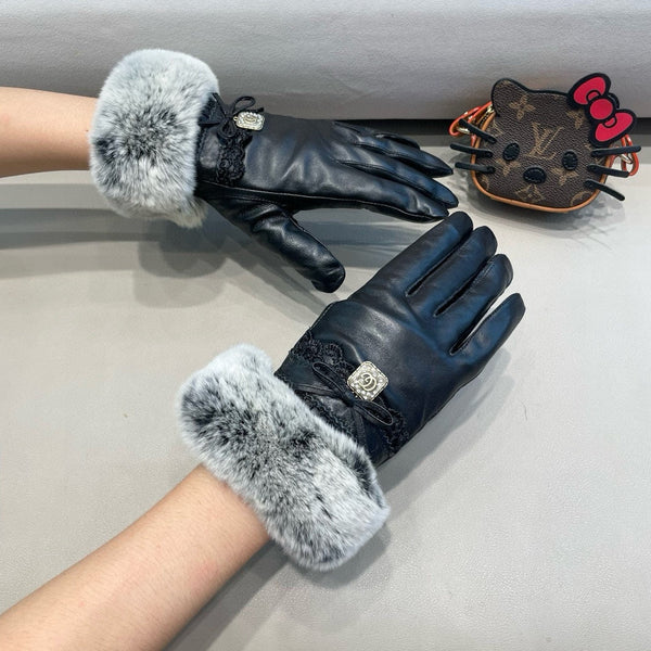 TOUCHSCREEN GLOVES IN BLACK LAMBSKIN AND MINK FUR 460071