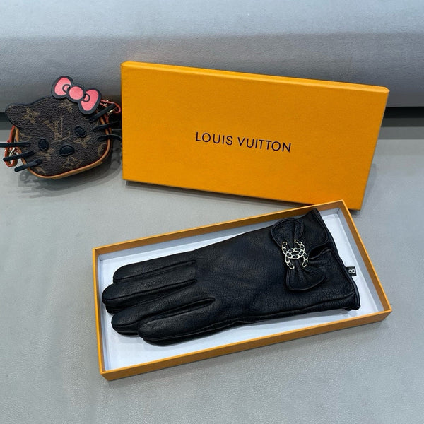 GLOVES IN BLACK LAMBSKIN 462395
