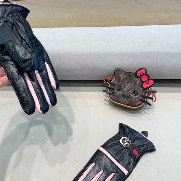 GLOVES IN BLACK MIX LIGHT PINK DEERSKIN AND FLEECE LINING 462400