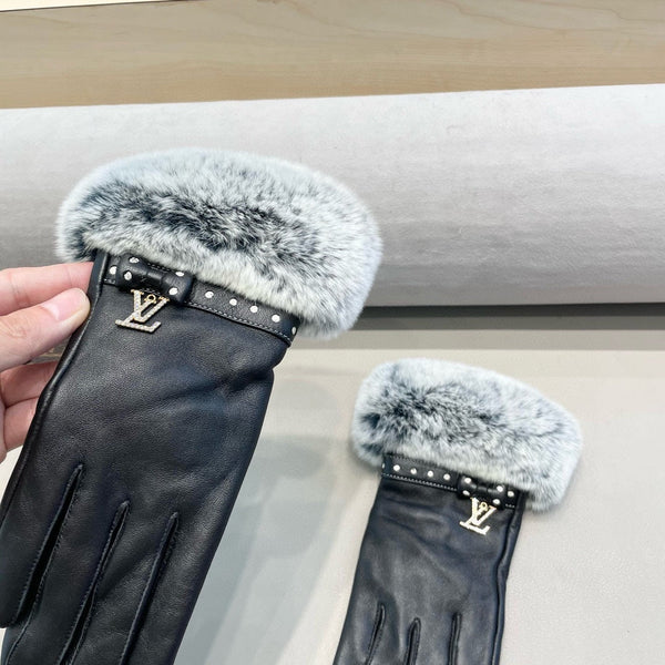 LV GLOVES IN BLACK LAMBSKIN WITH RABBIT FUR 462407