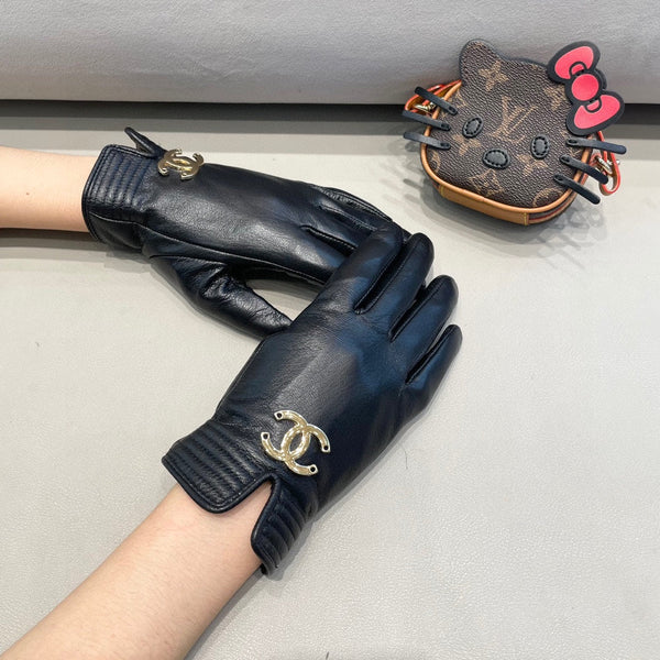 GLOVES IN BLACK LAMBSKIN WITH GOLD LOGO 462414
