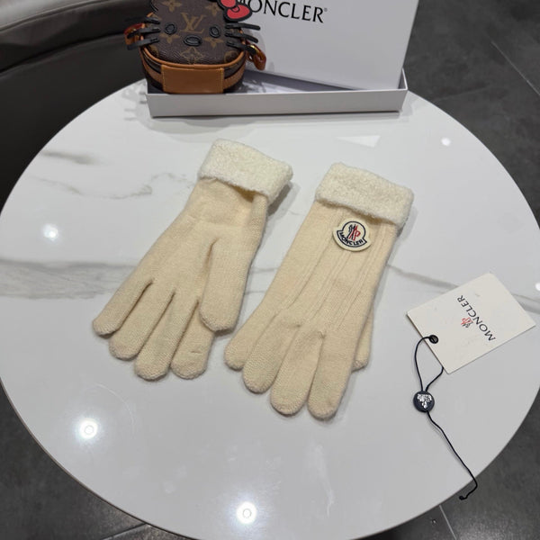 Moncler 26S Cable-Knit Full-Finger Gloves Wool 505726