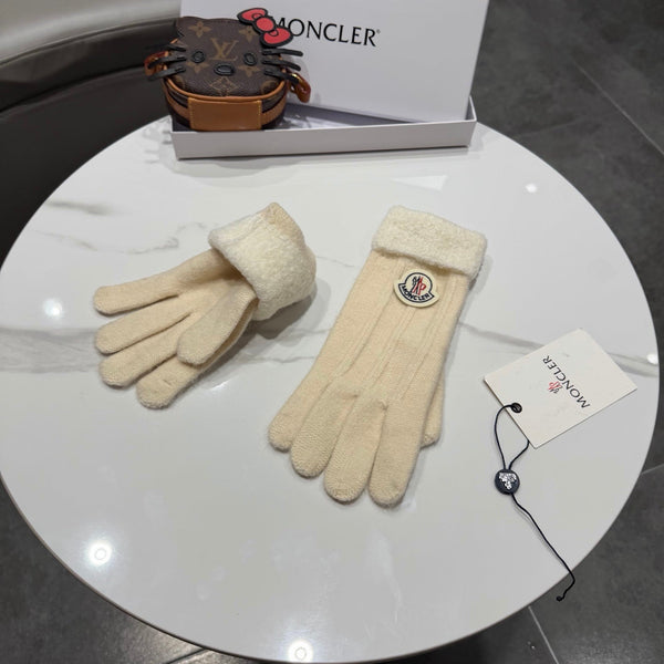Moncler 26S Cable-Knit Full-Finger Gloves Wool 505726