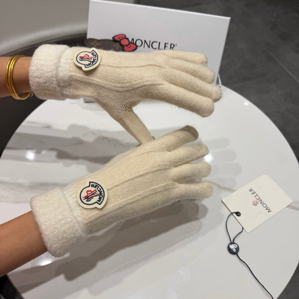 Moncler 26S Cable-Knit Full-Finger Gloves Wool 505726