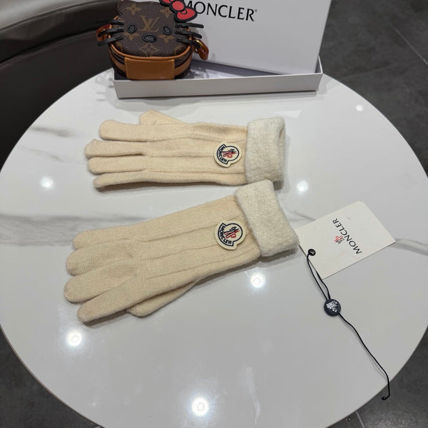 Moncler 26S Cable-Knit Full-Finger Gloves Wool 505726