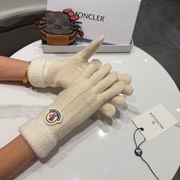 Moncler 26S Cable-Knit Full-Finger Gloves Wool 505726