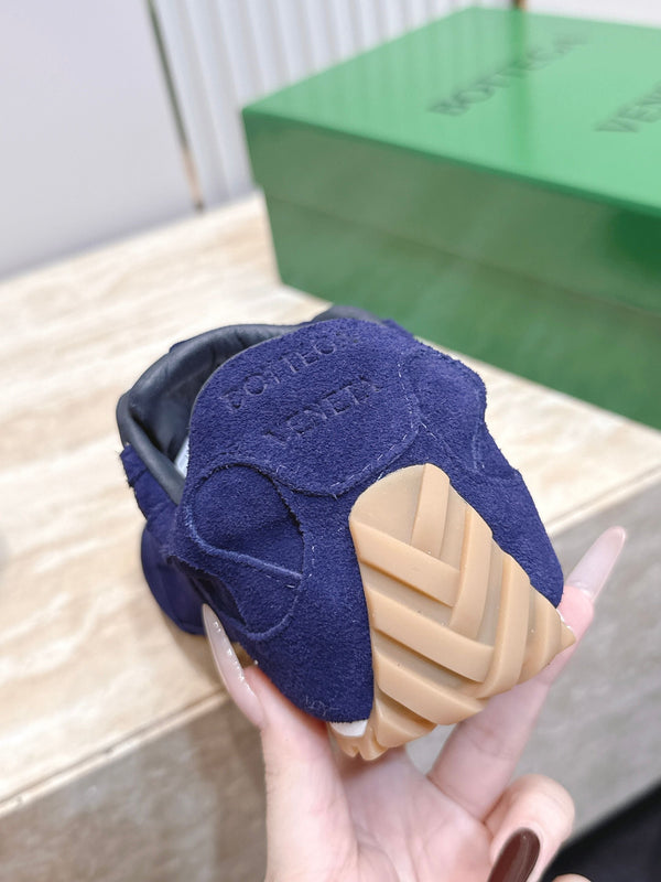BV Orbit Flash Retro Sneaker Dark Blue Suede 934424