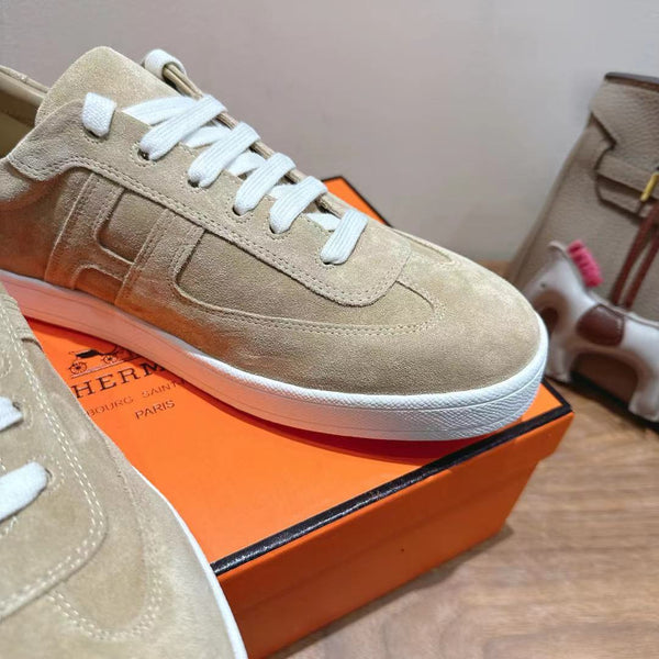 Sneaker HM 25 Boomerang in pelle scamosciata beige chiaro