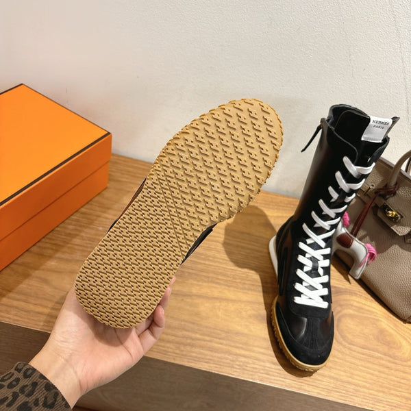 HM Lace Up Sneaker Black Suede Calfskin