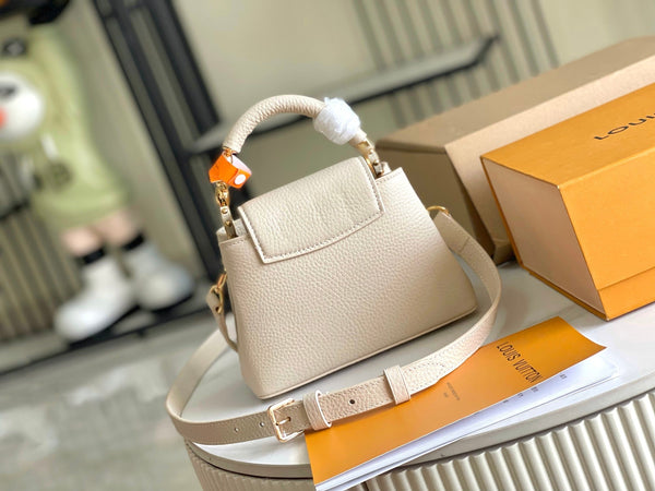 CAPUCINES BB 27 BEIGE TAURILLON ORO FERRAMENTA