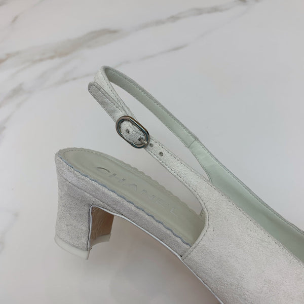CC 26s Slingback 4.5cm Chain Light Grey Suede 792604