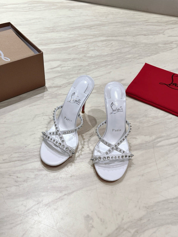 CL 25 Cross-Strap Slippers White Gloss Calf Patent Leather Rivets 314923