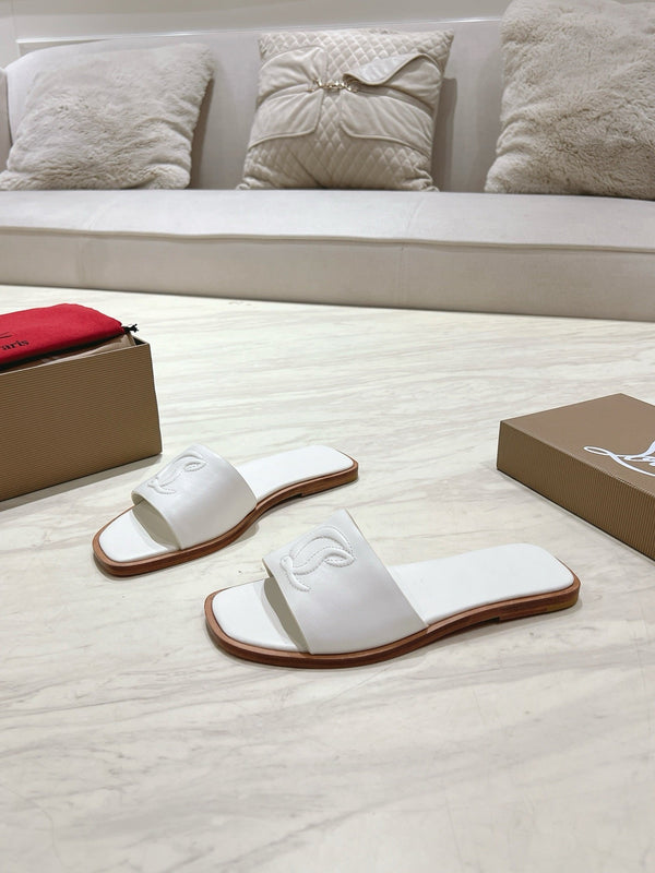 CL 25 Slippers White Top Layer High Gloss Calfskin 307497