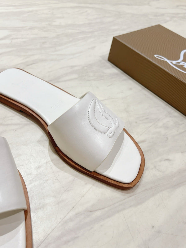 CL 25 Slippers White Top Layer High Gloss Calfskin 307497