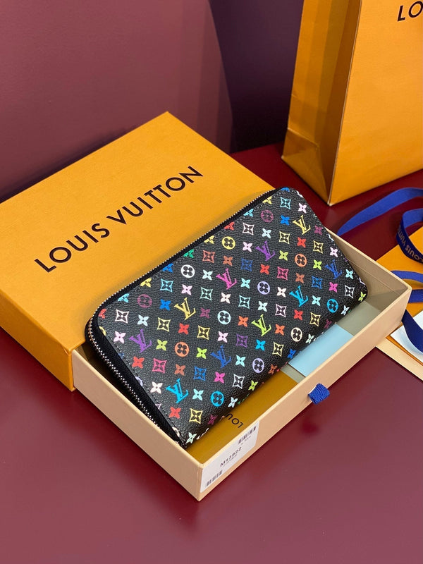 Portafoglio Zippy LV x TM in tela monogramma nera multicolore