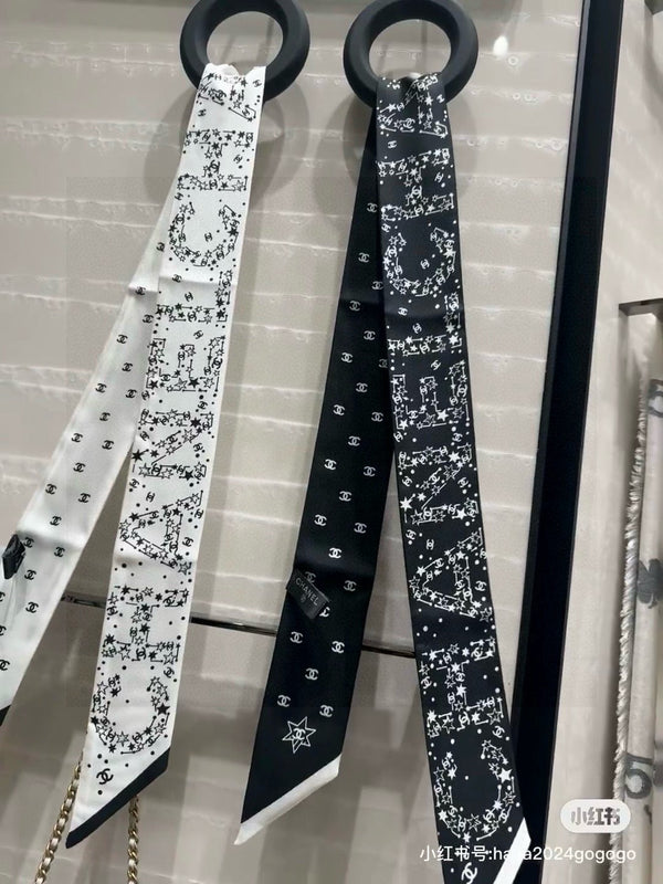 Mini-foulard Twilly CC Étoile 120cm Soie de mûrier noire 945724