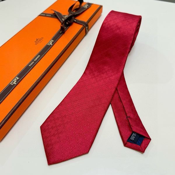 HM Jacquard Tie Red Twill Silk 212088