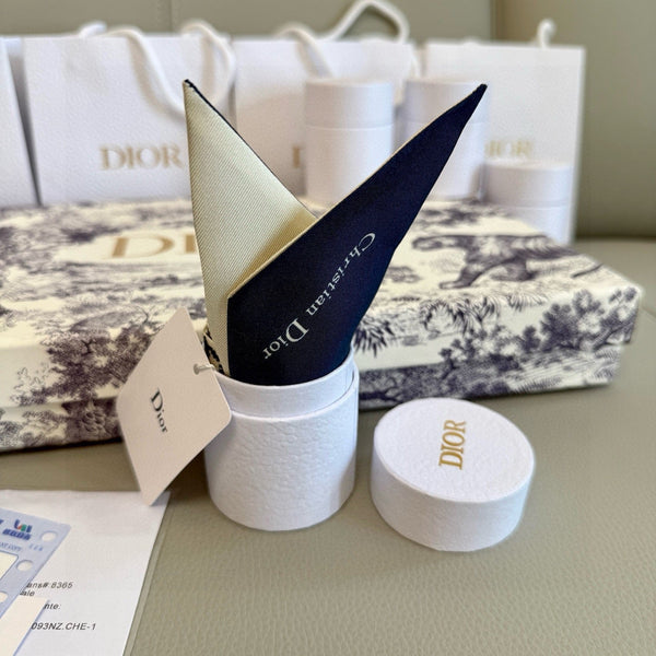 CD 26s Scarf 100cm In Silk 313133