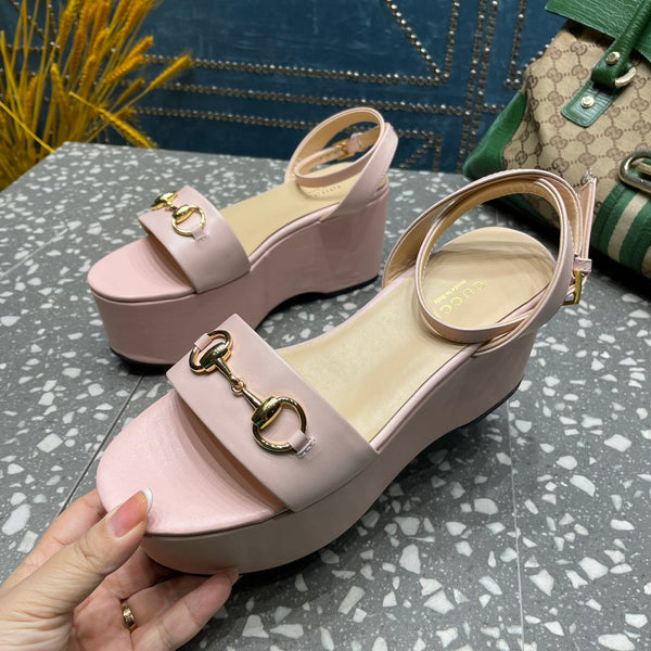 SANDALO FLATFORM GG HORSEBIT IN PELLE DI VITELLO ROSA PASTELLO